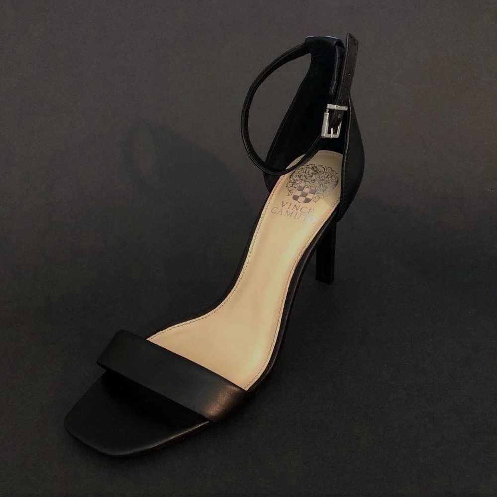 VINCE CAMUTO Women’s Statement Heels Leather Black Size 9
